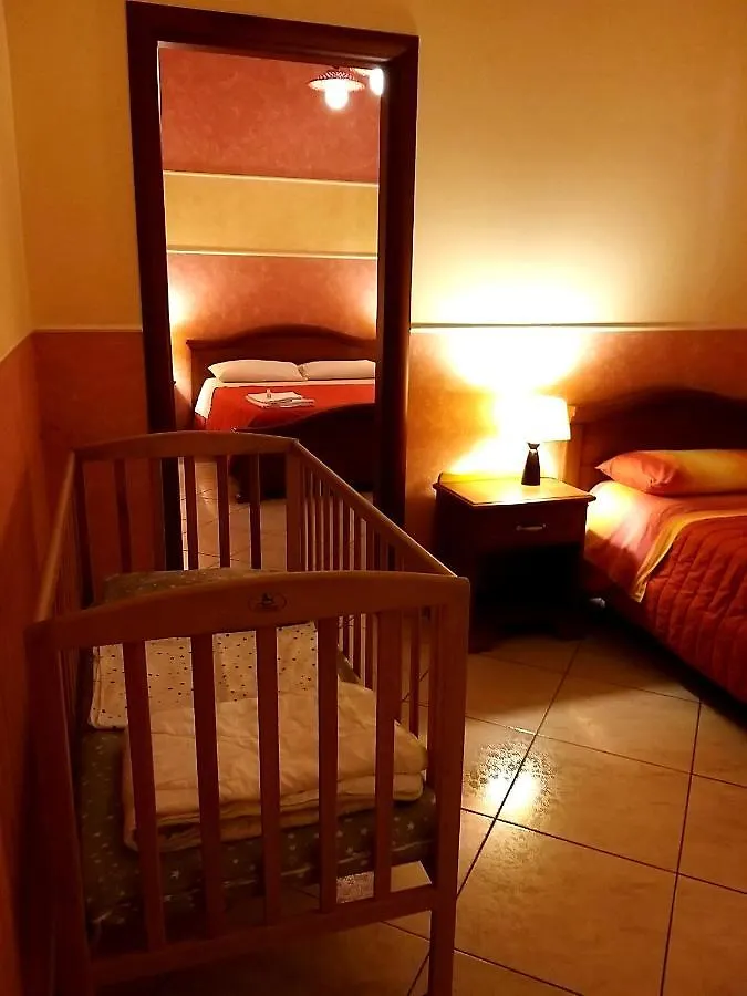 Maison 37, Exclusive Use Apartment For 5-6 People, 3 Bedrooms Палермо