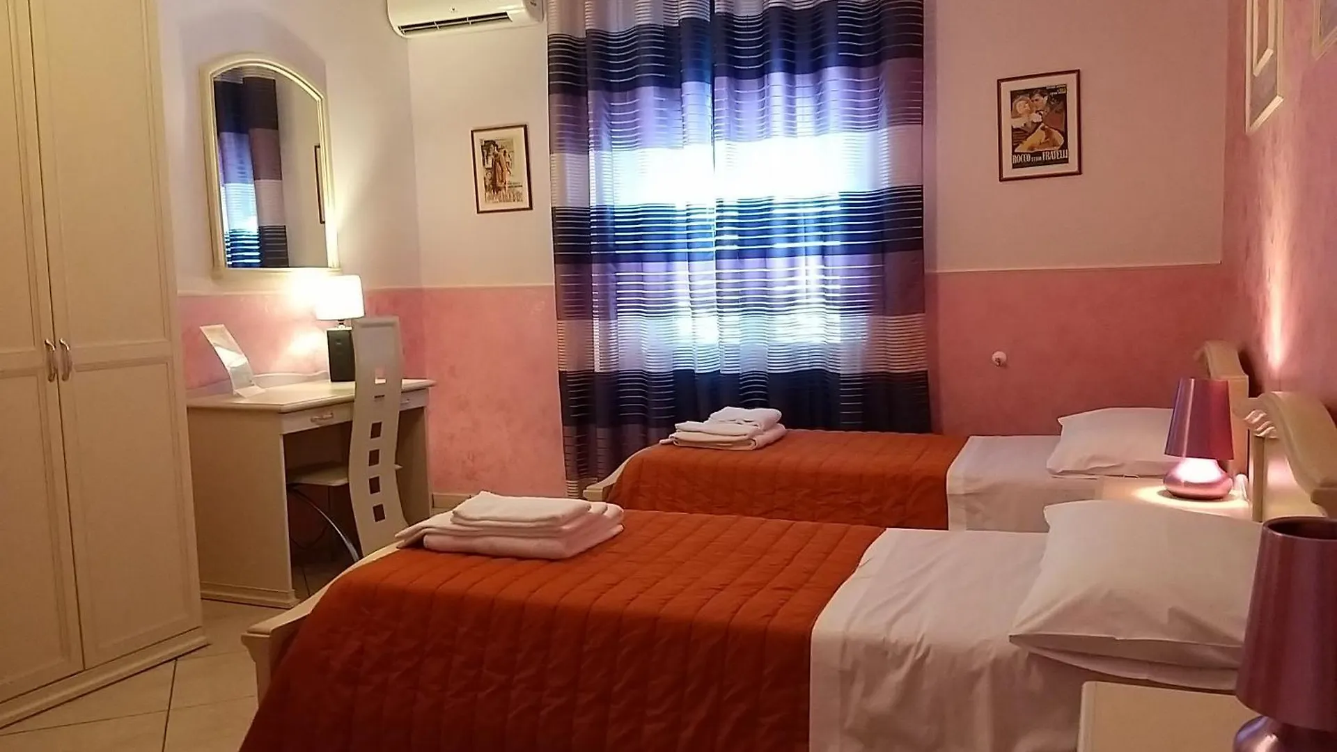 Maison 37, Exclusive Use Apartment For 5-6 People, 3 Bedrooms Палермо