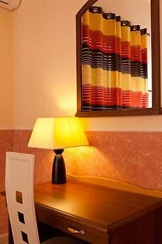 Maison 37, Exclusive Use Apartment For 5-6 People, 3 Bedrooms Палермо Италия