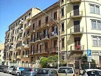 Maison 37, Exclusive Use Apartment For 5-6 People, 3 Bedrooms Палермо 0*,