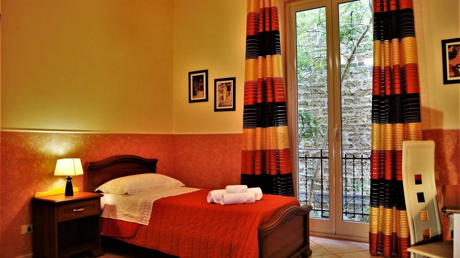 Maison 37, Exclusive Use Apartment For 5-6 People, 3 Bedrooms Палермо